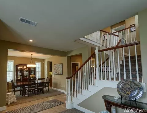 2103 Wyndham Way, Lodi, CA 95242 photo 4