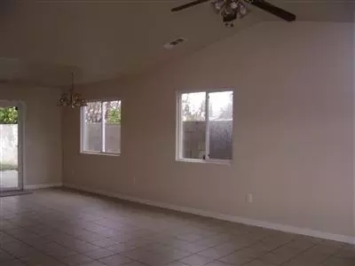 1409 Inyo Ave, Modesto, CA 95358 photo 2