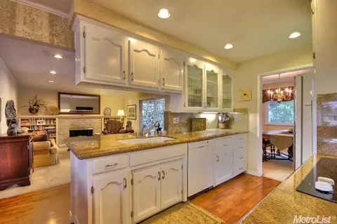 5114 Schuyler Dr, Carmichael, CA 95608 photo 12