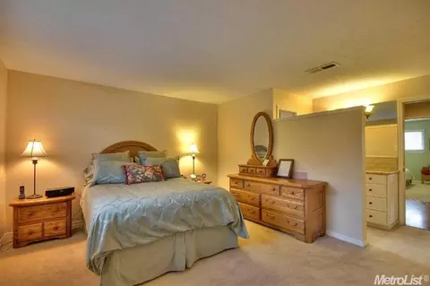 5114 Schuyler Dr, Carmichael, CA 95608 photo 17