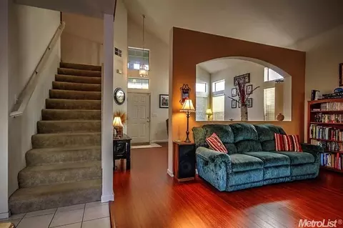 1254 Sunpeak Ln, Tracy, CA 95376 photo 5
