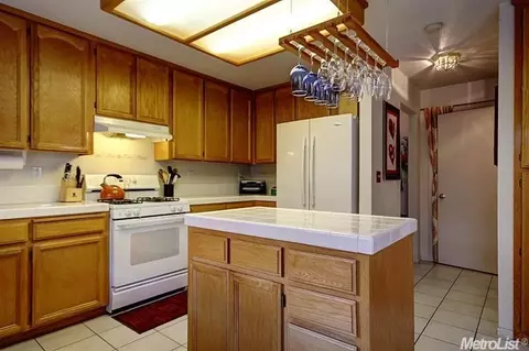 1254 Sunpeak Ln, Tracy, CA 95376 photo 10
