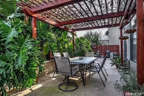 1254 Sunpeak Ln, Tracy, CA 95376 photo 24