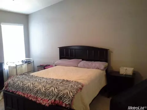 881 Georgetown Ave, Turlock, CA 95382 photo 14