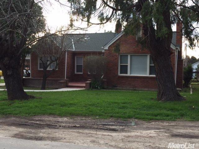 1429 Vernon Ave, Modesto, CA 95351 photo 1