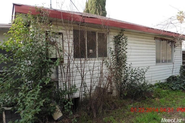 1124 Lloyd St, Lodi, CA 95240 photo 6