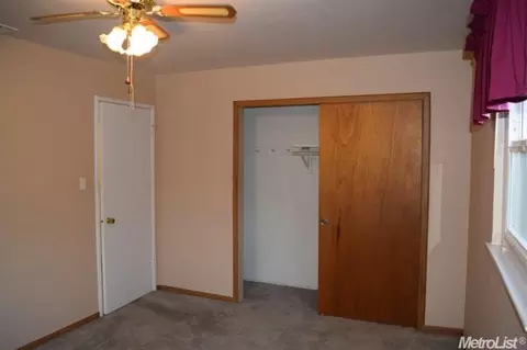 6617 Saint James Dr, Carmichael, CA 95608 photo 10