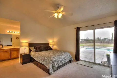 2001 Rushing River Ct, Elverta, CA 95626 photo 13