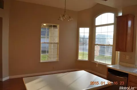 292 Douma Way, Ripon, CA 95366 photo 4