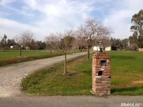 9526 Montevideo Dr, Wilton, CA 95693 photo 25
