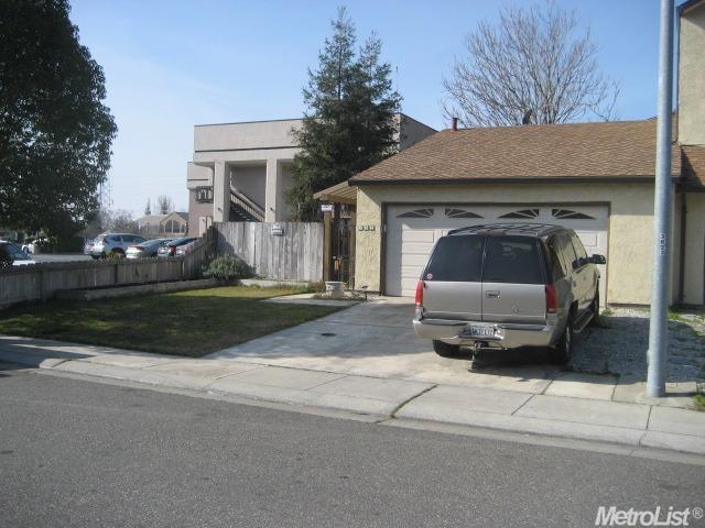 317 Sun Haven Pl, Manteca, CA 95337 photo 2