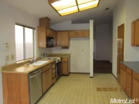 3425 Briar Ln, Tracy, CA 95376 photo 4
