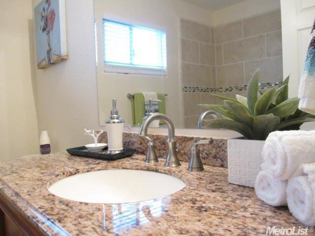 2924 Azalea Ct, Ceres, CA 95307 photo 17