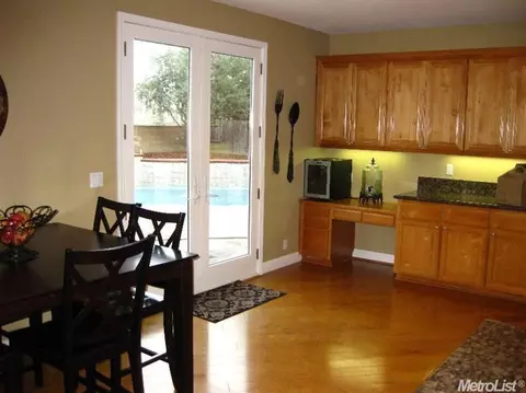 4112 Mayfield Dr, Modesto, CA 95356 photo 9