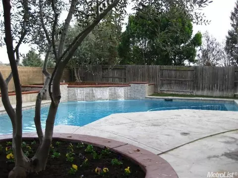 4112 Mayfield Dr, Modesto, CA 95356 photo 4