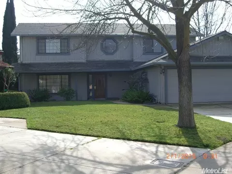 1916 Dampy Ct, Modesto, CA 95355 photo 2