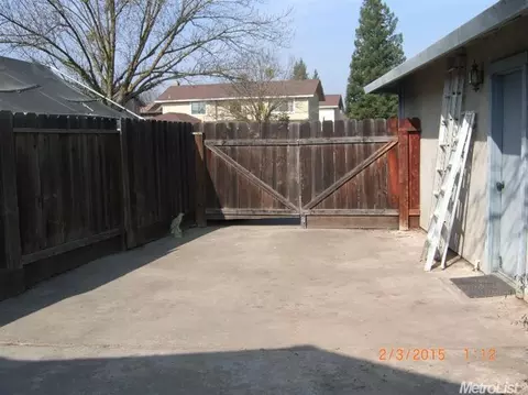 1916 Dampy Ct, Modesto, CA 95355 photo 16
