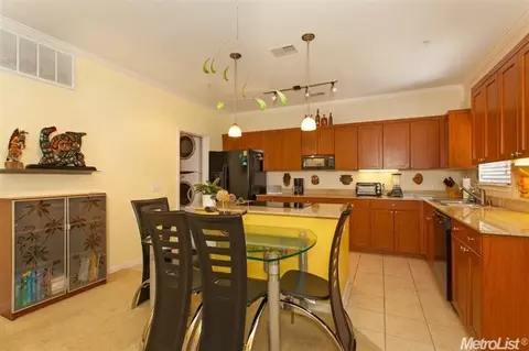 1818 Moore Blvd #223, Davis, CA 95618 photo 7