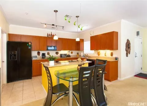 1818 Moore Blvd #223, Davis, CA 95618 photo 8