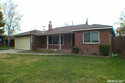 1426 Locke Rd, Modesto, CA 95355 photo 1