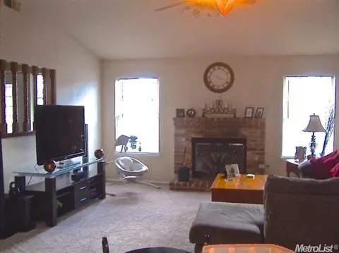 15655 Warfield Rd, Lathrop, CA 95330 photo 4