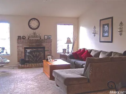 15655 Warfield Rd, Lathrop, CA 95330 photo 3