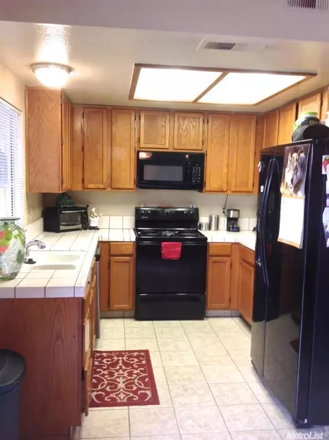 15655 Warfield Rd, Lathrop, CA 95330 photo 8