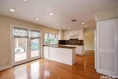 1744 Park Place Dr, Carmichael, CA 95608 photo 10