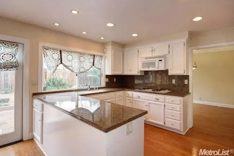 1744 Park Place Dr, Carmichael, CA 95608 photo 11