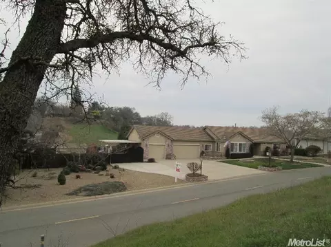 9082 Wallace Lake Dr, Wallace, CA 95254 photo 2