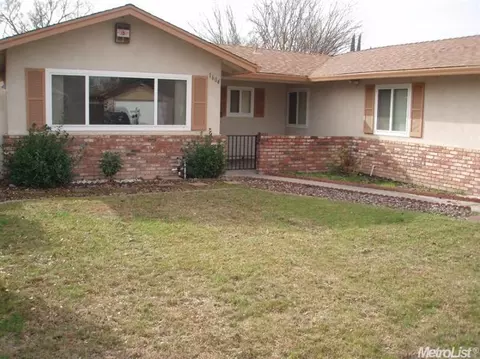 1604 Chapala Way, Modesto, CA 95355 photo 2