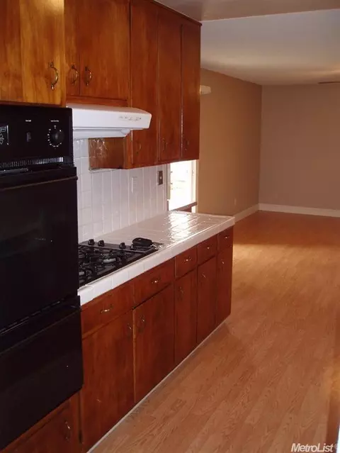 1604 Chapala Way, Modesto, CA 95355 photo 5