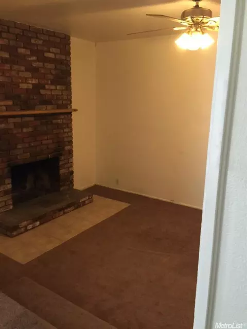 815 Nevada, Manteca, CA 95337 photo 3