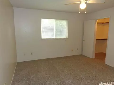 908 Larsen Ln, Modesto, CA 95351 photo 17