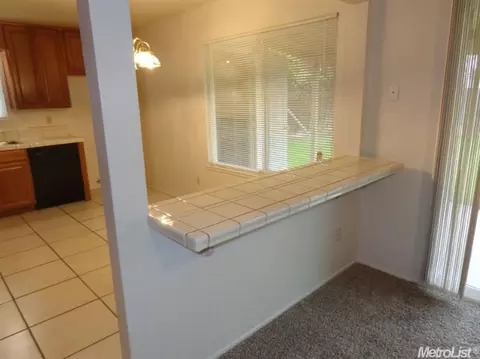908 Larsen Ln, Modesto, CA 95351 photo 7