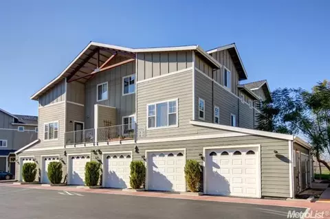 1818 Moore Blvd #142, Davis, CA 95618 photo 2