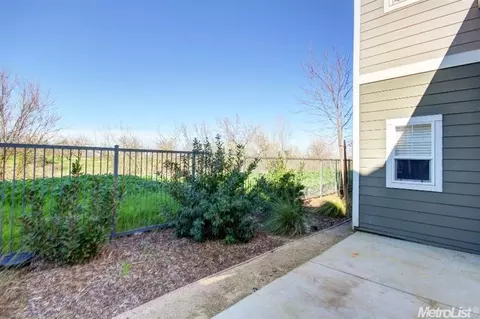 1818 Moore Blvd #142, Davis, CA 95618 photo 12