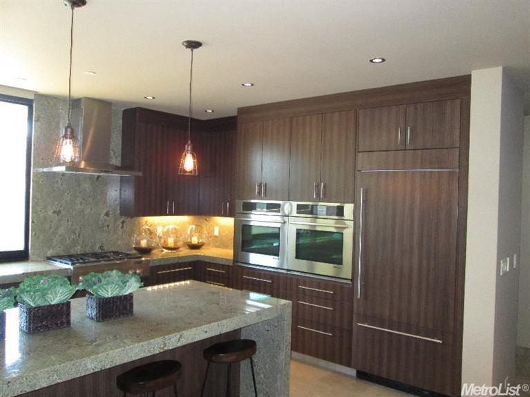 7105 Del Rio Dr, Modesto, CA 95356 photo 9