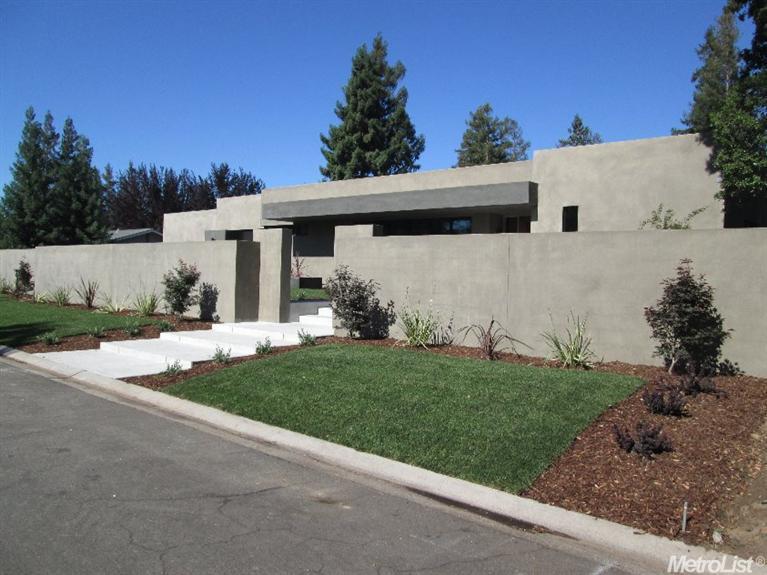 7105 Del Rio Dr, Modesto, CA 95356 photo 2