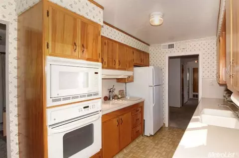 1006 Eureka Ave, Davis, CA 95616 photo 10