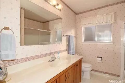 1006 Eureka Ave, Davis, CA 95616 photo 14