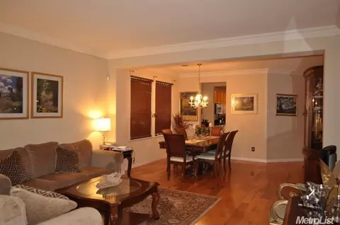 4108 N Drakeshire Dr, Modesto, CA 95356 photo 2