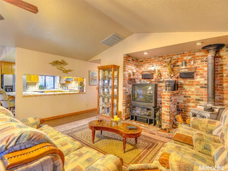 3429 E Collier Rd, Acampo, CA 95220 photo 6