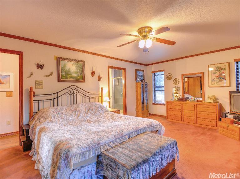 3429 E Collier Rd, Acampo, CA 95220 photo 8