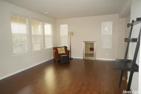 907 Campfire Cir, Rocklin, CA 95765 photo 3