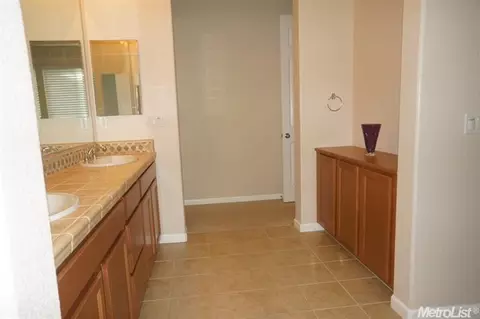 907 Campfire Cir, Rocklin, CA 95765 photo 11