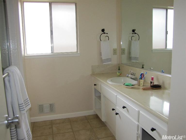 3453 Norton Ave, Modesto, CA 95350 photo 21