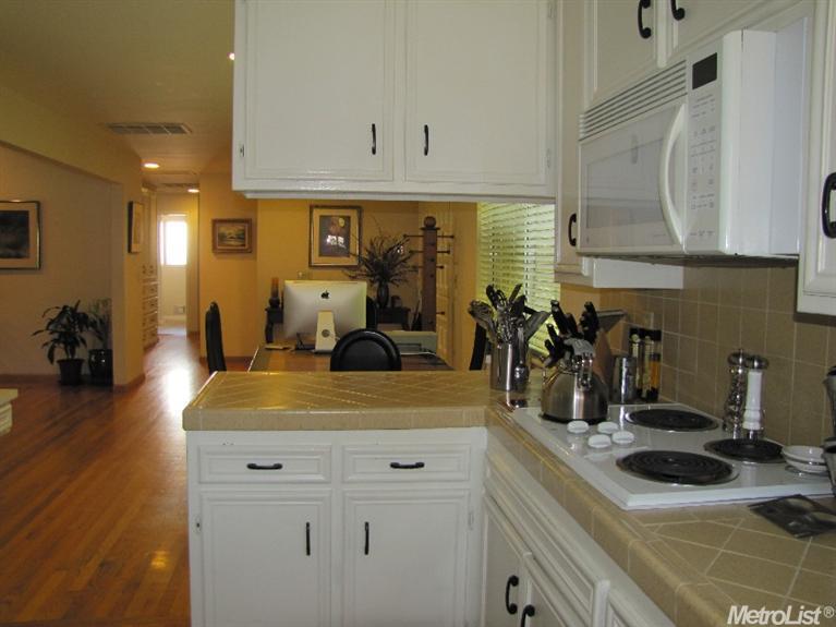 3453 Norton Ave, Modesto, CA 95350 photo 8