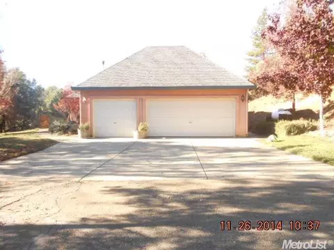 17295 Ridge Rd, Pine Grove, CA 95665 photo 2