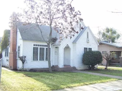 1030 W 19th St, Merced, CA 95340 photo 1